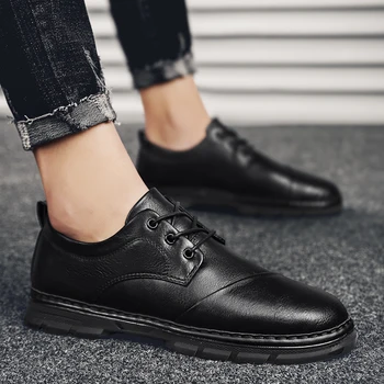 Čevlji za prosti čas moških priložnostne Oxford Mens Usnje Oblikovalec čipke gor Čevlji Moški Luksuzni Čevlji dihanje Black Poslovnih Superge