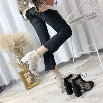 Ženske škorenjčki 2019 pomlad nov modni votlih očesa debelo s usnjeni ženski čevlji divje čipke visokih petah