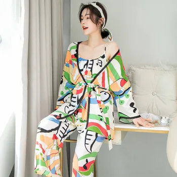 Priložnostne Ženske Pižame Nastavite Pomlad Poletje 3pcs Sleepwear More Svilnato Mehko Kimono kopalni plašč Obleke Seksi Natisnjeni Pijamas Domačo Rabo